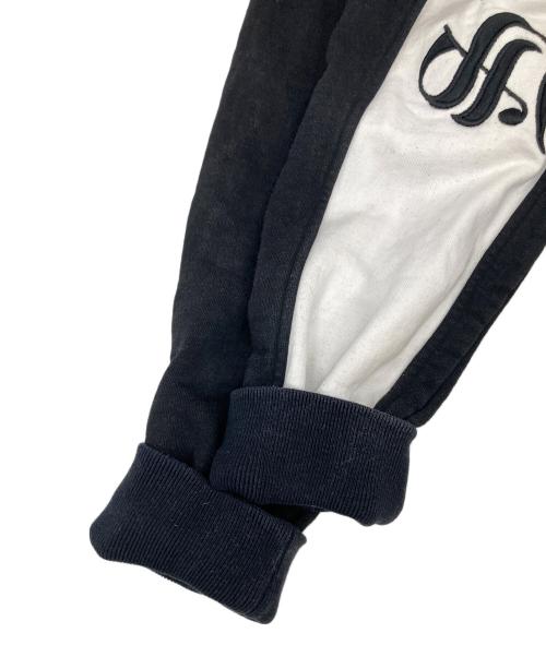 SUPREME（シュプリーム）Supreme (シュプリーム) OLD ENGLISH ZIP HOODIE ホワイト×ブラック サイズ:Sの古着・服飾アイテム