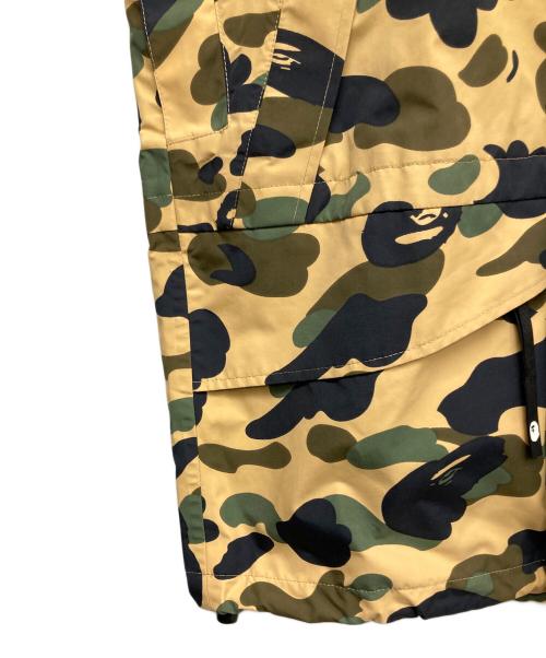 A BATHING APE（アベイシングエイプ）A BATHING APE (アベイシングエイプ) ゴアテックスカモフラスノボジャケット カモフラ サイズ:Mの古着・服飾アイテム