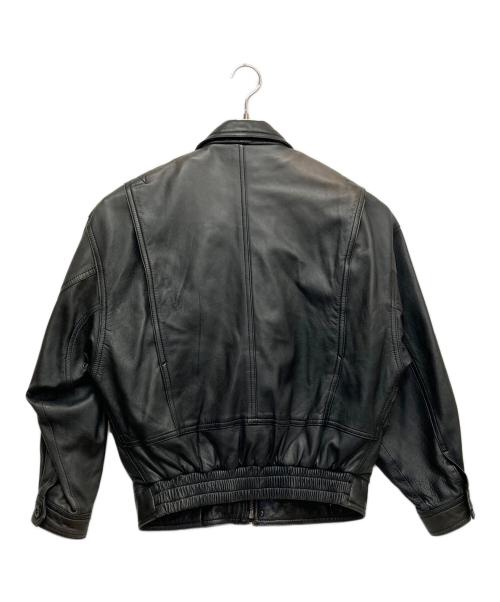 INTERMEZZO（インターメッツォ）INTERMEZZO (インターメッツォ) A-2タイプ フライトレザージャケット ブラック サイズ:Mの古着・服飾アイテム