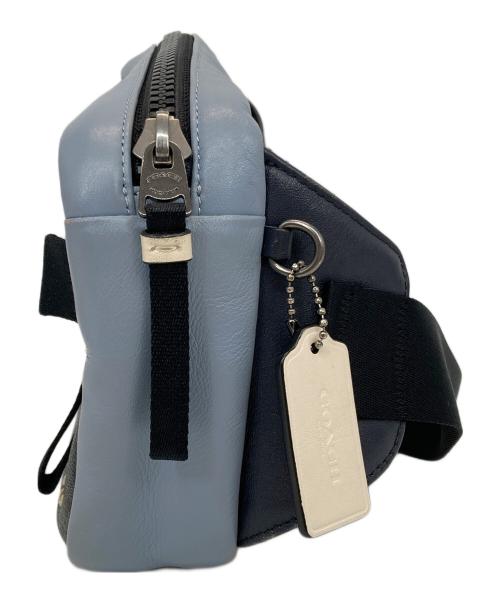 COACH（コーチ）COACH (コーチ) シグネチャーボディーバッグ ブラックブルーの古着・服飾アイテム