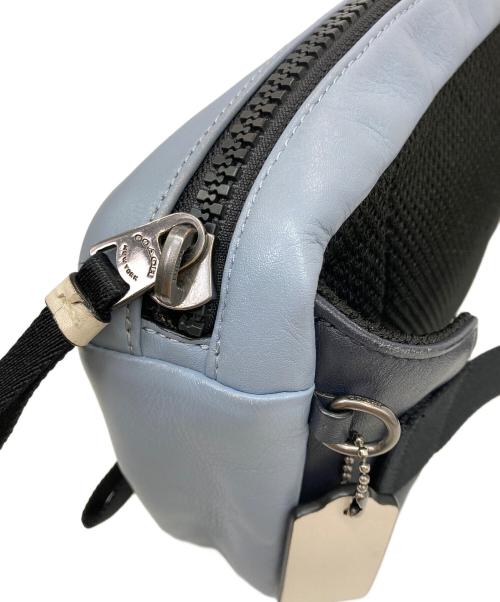 COACH（コーチ）COACH (コーチ) シグネチャーボディーバッグ ブラックブルーの古着・服飾アイテム