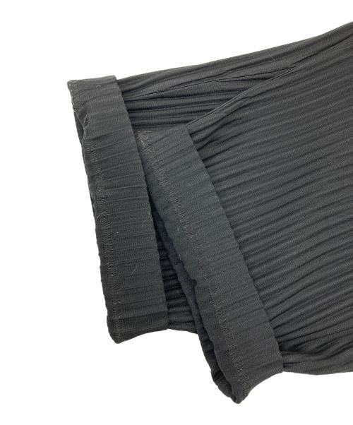 HOMME PLISSE ISSEY MIYAKE（オム プリッセ イッセイ ミヤケ）HOMME PLISSE ISSEY MIYAKE (オム プリッセ イッセイ ミヤケ) プリーツワイドパンツ ブラック サイズ:1の古着・服飾アイテム