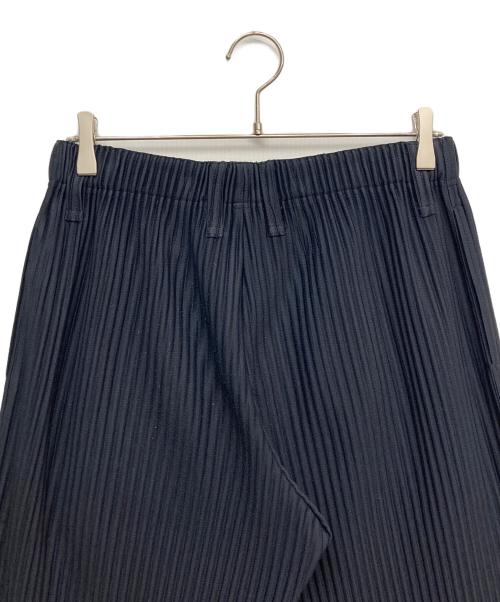 HOMME PLISSE ISSEY MIYAKE（オム プリッセ イッセイ ミヤケ）HOMME PLISSE ISSEY MIYAKE (オム プリッセ イッセイ ミヤケ) プリーツワイドパンツ ネイビー サイズ:2の古着・服飾アイテム