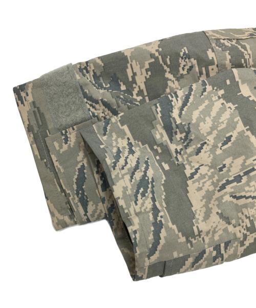 U.S. AIR FORCE（ユーエスエアフォース）U.S. AIR FORCE (ユーエスエアフォース) タイガーカモゴアテックスジャケット グレー サイズ:MEDIUM LONGの古着・服飾アイテム