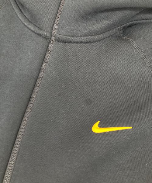 NIKE（ナイキ）NIKE (ナイキ) NRG TS TCH FLC FZ HOODIE WR ブラック サイズ:XXLの古着・服飾アイテム