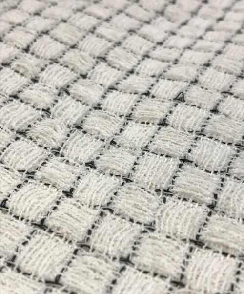 CHANEL（シャネル）CHANEL (シャネル) ノーカラーツイードコート ホワイト×ブラック サイズ:36の古着・服飾アイテム