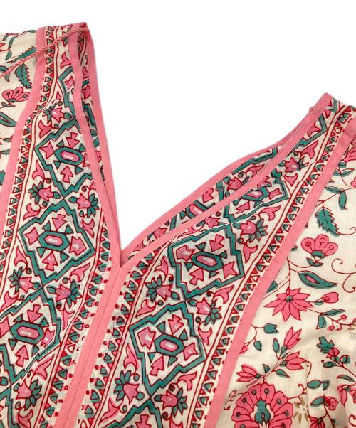 ne quittez pas（ヌキテパ）ne quittez pas (ヌキテパ) エスニックプリントフレアスリーブドレス ピンク サイズ:FREEの古着・服飾アイテム