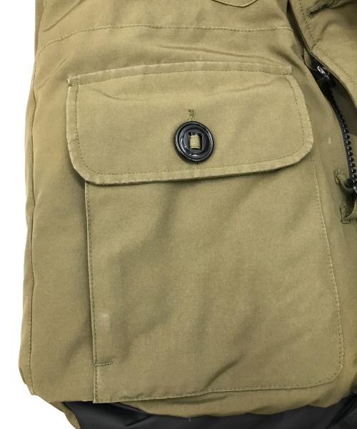 CANADA GOOSE（カナダグース）CANADA GOOSE (カナダグース) RUSSELL PARKA カーキ サイズ:Sの古着・服飾アイテム