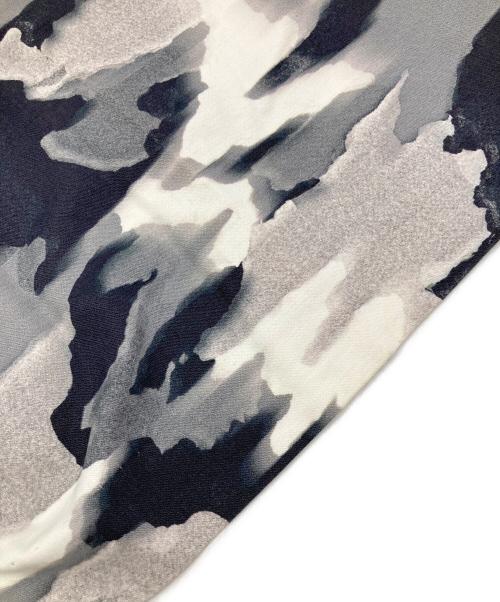 JOHN LAWRENCE SULLIVAN（ジョン ローレンス サリバン）JOHN LAWRENCE SULLIVAN (ジョン ローレンス サリバン) 総柄パンツ グレー×ホワイト サイズ:38の古着・服飾アイテム