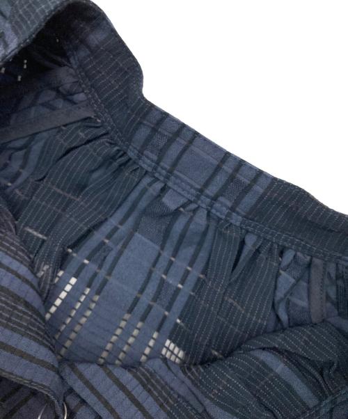 JOURNAL STANDARD relume（ジャーナルスタンダード レリューム）JOURNAL STANDARD relume (ジャーナルスタンダード レリューム) シアーチェックギャザーブラウス ネイビー サイズ:Free 未使用品の古着・服飾アイテム