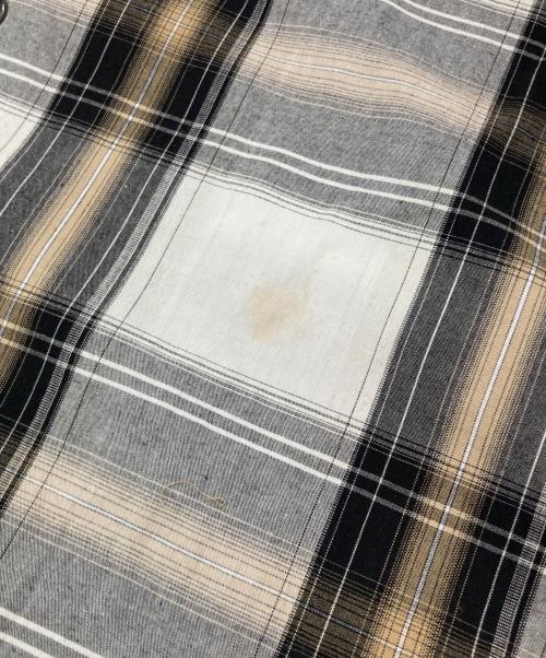 HARLEY-DAVIDSON（ハーレーダビッドソン）HARLEY-DAVIDSON (ハーレーダビッドソン) ロゴチェックシャツ ホワイト×グレー サイズ:XL 未使用品の古着・服飾アイテム