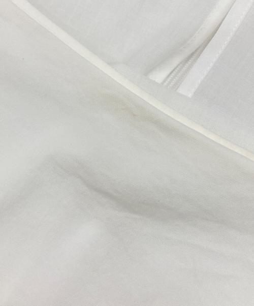 ENFOLD（エンフォルド）ENFOLD (エンフォルド) ケープPOブラウス ホワイト サイズ:38の古着・服飾アイテム