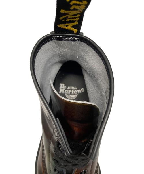 Dr.Martens（ドクターマーチン）Dr.Martens (ドクターマーチン) FOR PRIDE 8ホールブーツ マルチカラー サイズ:UK7(26cm)の古着・服飾アイテム