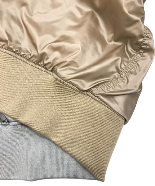 BABYLONE（バビロン）BABYLONE (バビロン) リバーシブルミドルMA-1 ベージュ×グレー サイズ:FREEの古着・服飾アイテム