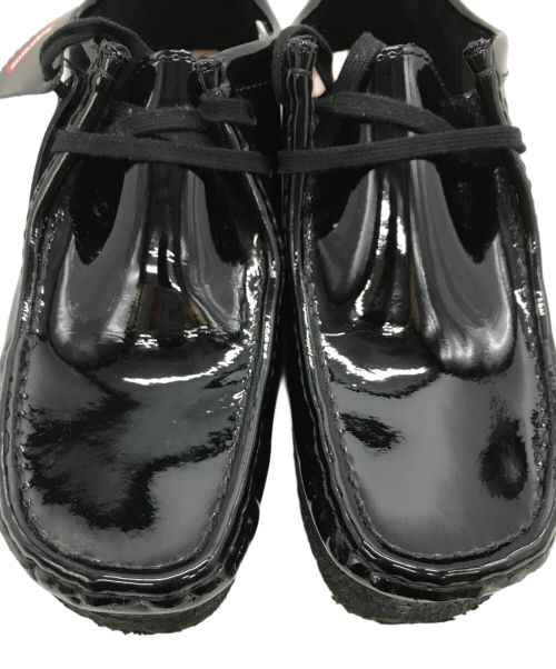 SUPREME（シュプリーム）SUPREME (シュプリーム) CLARKS (クラークス) ワラビーシューズ ブラック サイズ:26.5cmの古着・服飾アイテム