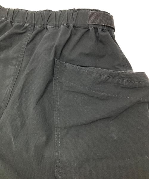 CMF OUTDOOR GARMENT（コンフィーアウトドアガーメント）CMF OUTDOOR GARMENT (コンフィーアウトドアガーメント) アクティビティ トレック ショーツ ブラック サイズ:Ｍの古着・服飾アイテム