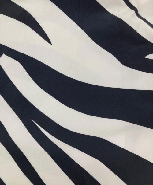 F.C.R.B.（エフシーレアルブリストル）F.C.R.B. (エフシーレアルブリストル) ハーフパンツ ホワイト×ブラック サイズ:Ｍの古着・服飾アイテム