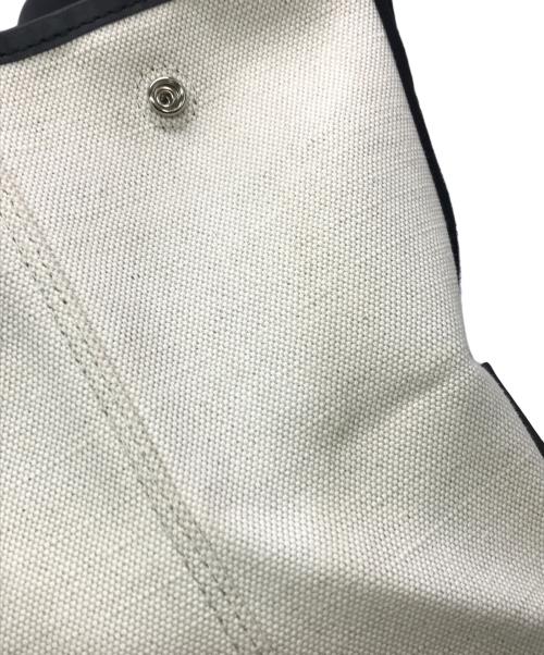 BALENCIAGA（バレンシアガ）BALENCIAGA (バレンシアガ) カバス S  ハンドバッグ ホワイト×ブラック サイズ:下記参照の古着・服飾アイテム