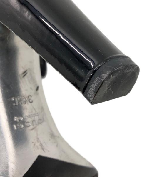 GUCCI（グッチ）GUCCI (グッチ) エナメルサンダル ブラック サイズ:34 1/2（21.5cm相当）の古着・服飾アイテム