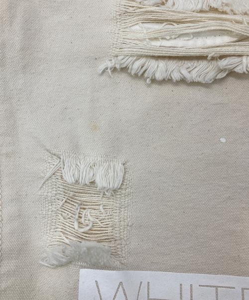 OFFWHITE（オフホワイト）OFFWHITE (オフホワイト) ロゴペイント ダメージショートパンツ アイボリー サイズ:76cm (W30)の古着・服飾アイテム