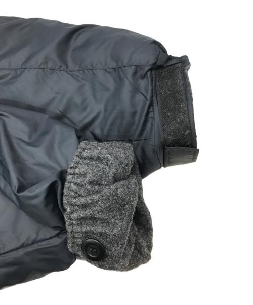 is-ness（イズネス）is-ness (イズネス)  REVERSIBLE MILITARY JACKET グレー×ネイビー サイズ:Mの古着・服飾アイテム