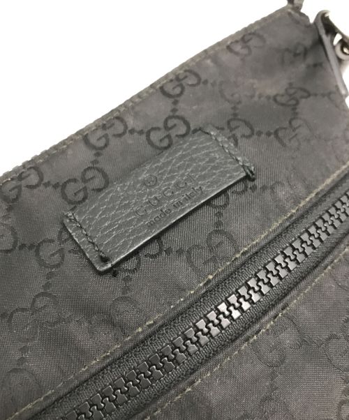GUCCI（グッチ）GUCCI (グッチ) GGナイロンショルダーバッグ ブラック サイズ:下記参照の古着・服飾アイテム
