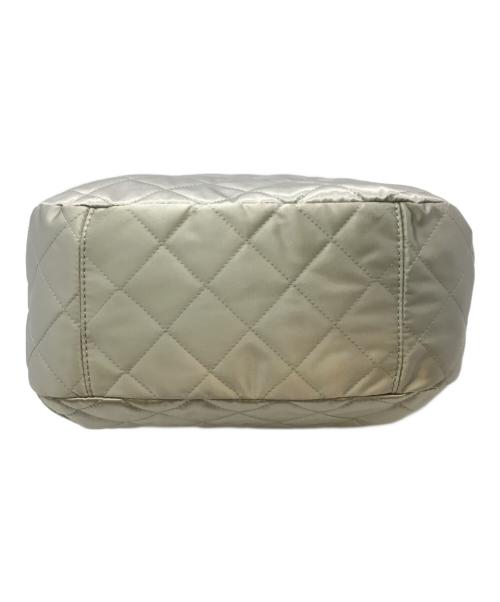 russet（ラシット）russet (ラシット) キルティングラージショルダーバッグ ベージュ サイズ:下記参照の古着・服飾アイテム