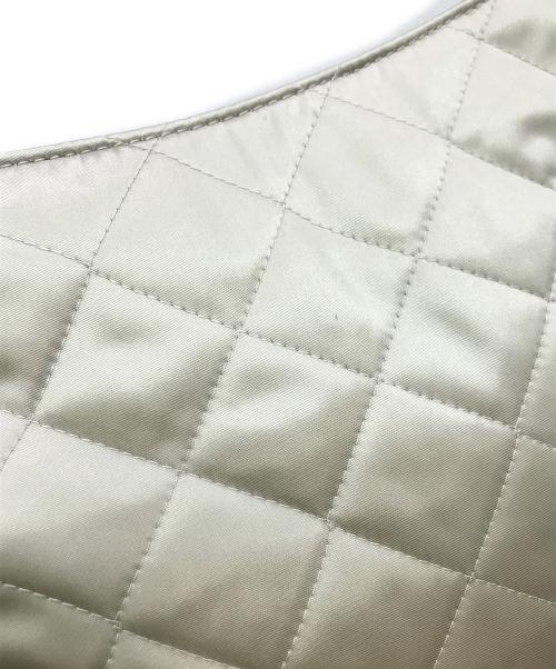 russet（ラシット）russet (ラシット) キルティングラージショルダーバッグ ベージュ サイズ:下記参照の古着・服飾アイテム