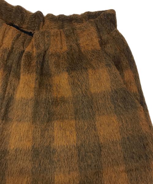 MM6 Maison Margiela（エムエムシックスメゾンマルジェラ）MM6 Maison Margiela (エムエムシックス メゾンマルジェラ) アクリルシャギー ハーフパンツ ブラウン サイズ:Ｍの古着・服飾アイテム