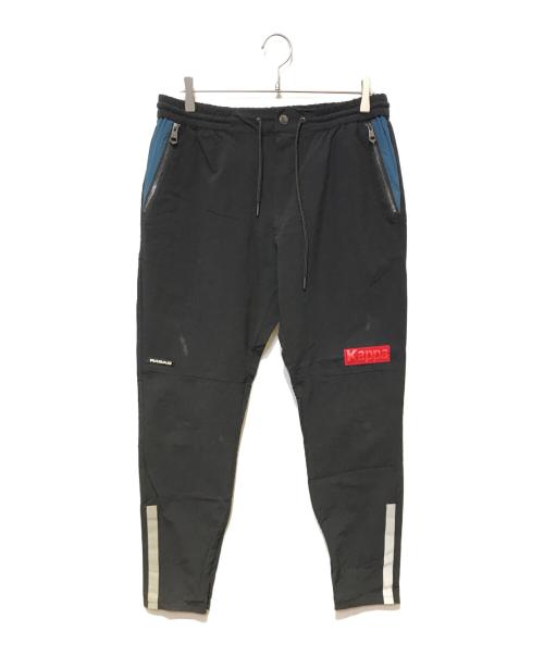1PIU1UGUALE3 RELAX（ウノピゥウノウグァーレトレ リラックス）1PIU1UGUALE3 RELAX (ウノピゥウノウグァーレトレ リラックス) KAPPA (カッパ) ムービングストレッチパンツ ブラック サイズ:XLの古着・服飾アイテム