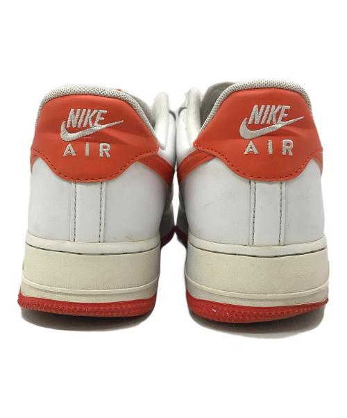 NIKE（ナイキ）NIKE (ナイキ) ローカットスニーカー ホワイト×オレンジ サイズ:28cmの古着・服飾アイテム