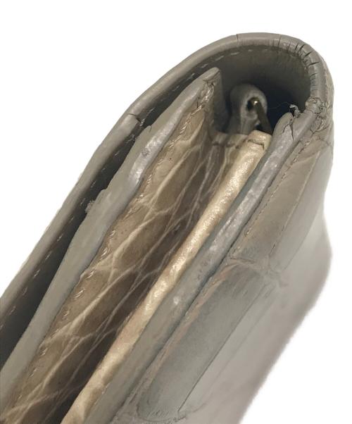 GIORGIO ARMANI（ジョルジョアルマーニ）GIORGIO ARMANI (ジョルジョアルマーニ) 型押し長財布 ベージュ サイズ:下記参照の古着・服飾アイテム