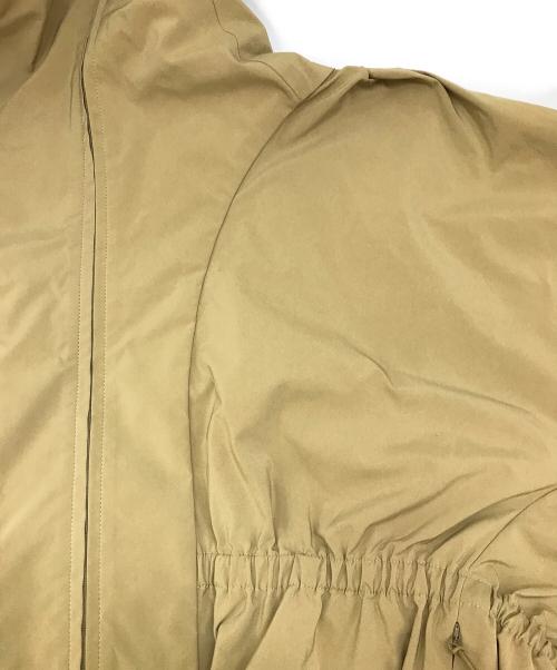 ESLOW（エスロー）ESLOW (エスロー) フーデッドギャザージャケット ベージュ サイズ:下記参照の古着・服飾アイテム