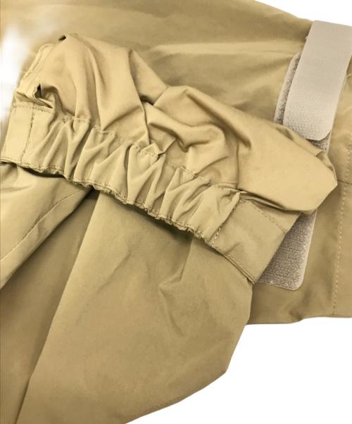 ESLOW（エスロー）ESLOW (エスロー) フーデッドギャザージャケット ベージュ サイズ:下記参照の古着・服飾アイテム