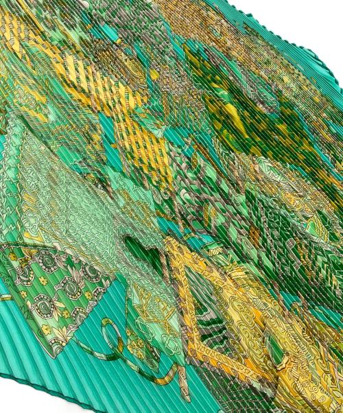 HERMES（エルメス）HERMES (エルメス) シルクプリーツスカーフ グリーンの古着・服飾アイテム