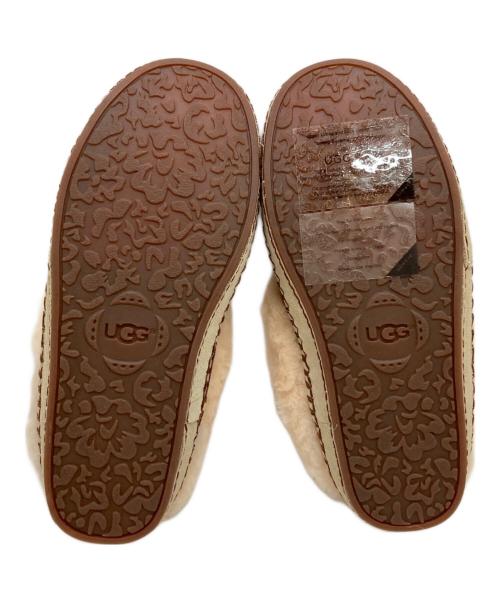 UGG（アグ）UGG (アグ) ウリン シープスキン スリッポン ベージュ サイズ:USA5の古着・服飾アイテム