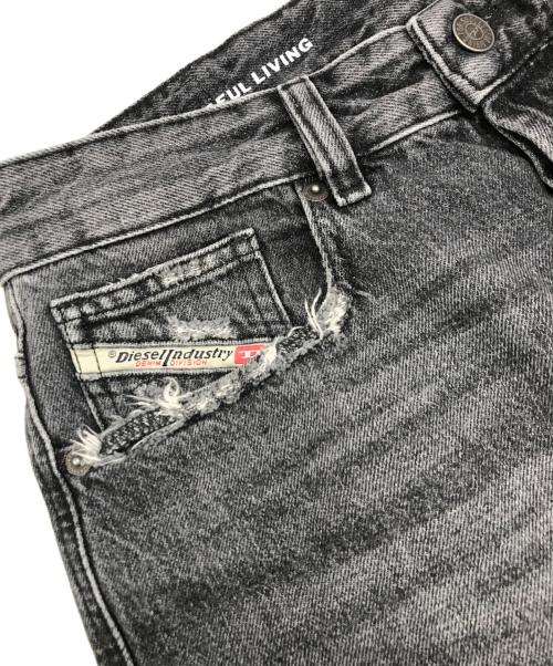 DIESEL（ディーゼル）DIESEL (ディーゼル) 1996 D-SIREダメージデニムパンツ ブラック サイズ:25の古着・服飾アイテム