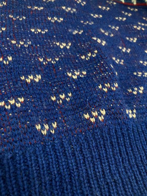 PENDLETON（ペンドルトン）PENDLETON (ペンドルトン) ［古着］ネイティブ柄ニット ネイビー×ベージュ サイズ:Lの古着・服飾アイテム