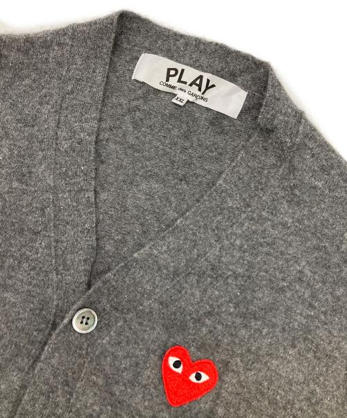 PLAY COMME des GARCONS（プレイコムデギャルソン）PLAY COMME des GARCONS (プレイコムデギャルソン) ハートワッペン ウールカーディガン グレー サイズ:XXLの古着・服飾アイテム