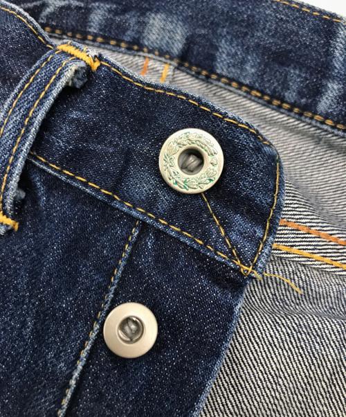 LEVI'S（リーバイス）LEVI'S (リーバイス) ［古着］S501XX 大戦モデル 復刻デニムパンツ インディゴ サイズ:W32の古着・服飾アイテム
