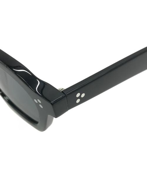 akila（アキラ）akila (アキラ) サングラス ブラックの古着・服飾アイテム