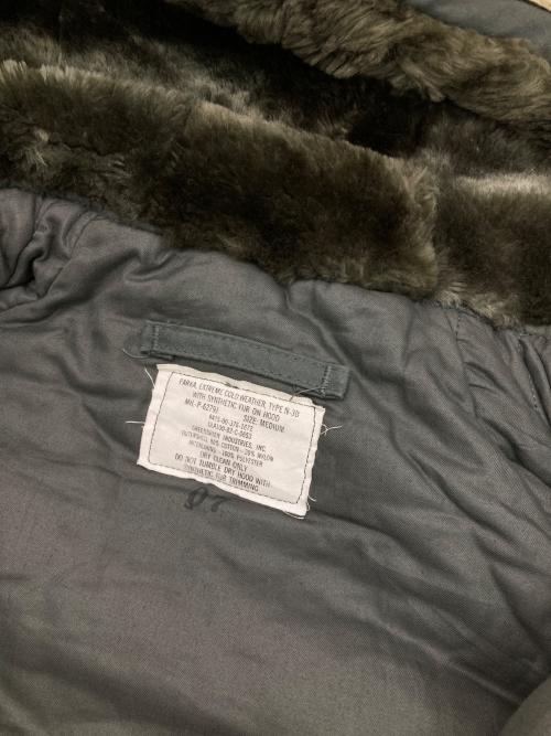 USAF（ユーエスエアフォース）USAF (ユーエスエーエフ) ［古着］N-3B カーキ サイズ:Mの古着・服飾アイテム