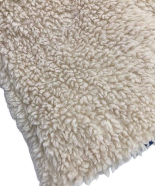 Patagonia（パタゴニア）Patagonia (パタゴニア) REVERSIBLE SILENT DOWN JACKET ネイビー サイズ:Mの古着・服飾アイテム