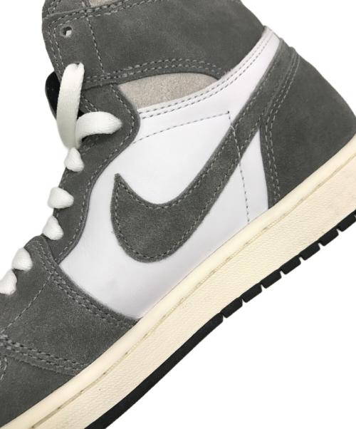 NIKE（ナイキ）NIKE (ナイキ) AIR JORDAN 1 RETRO HIGH OG グレー サイズ:US9の古着・服飾アイテム
