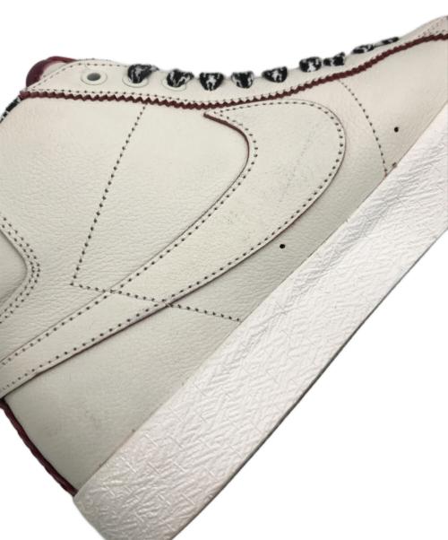 NIKE SB（ナイキエスビー）NIKE SB (ナイキエスビー) スニーカー アイボリー サイズ:27cmの古着・服飾アイテム