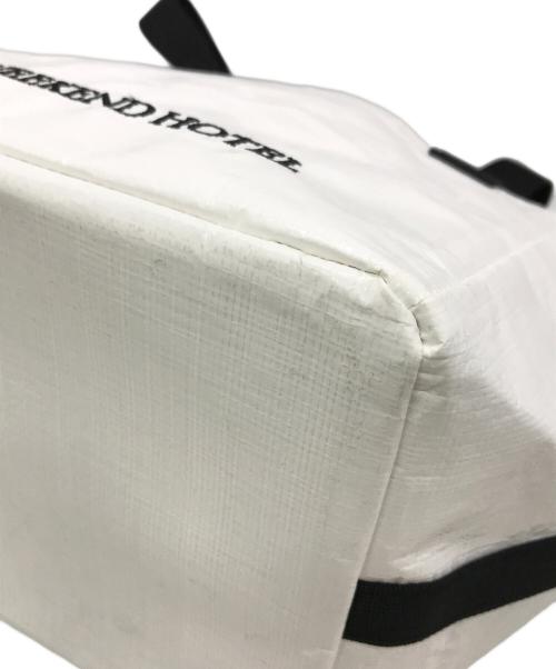 the weekend hotel（ザウィークエンドホテル）the weekend hotel (ザウィークエンドホテル) Mother'sBag ホワイト サイズ:下記参照の古着・服飾アイテム