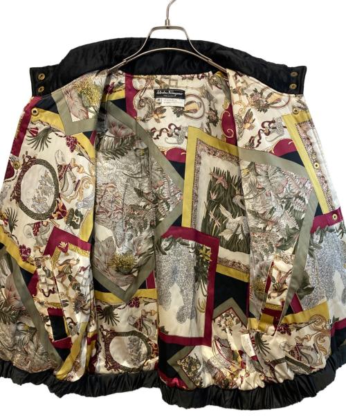 Salvatore Ferragamo（サルヴァトーレ フェラガモ）Salvatore Ferragamo (サルヴァトーレ フェラガモ) 中綿ジャケット ブラック サイズ:Mの古着・服飾アイテム