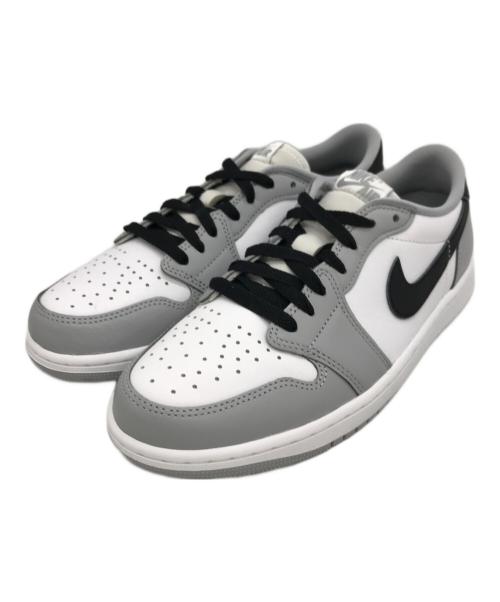 NIKE（ナイキ）NIKE (ナイキ) スニーカー グレー×ホワイト サイズ:27cmの古着・服飾アイテム