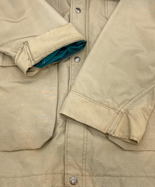 WOOLRICH（ウールリッチ）WOOLRICH (ウールリッチ) ［古着］マウンテンパーカー ベージュ サイズ:Ｍの古着・服飾アイテム