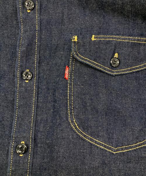 LEVI'S（リーバイス）LEVI'S (リーバイス) ［古着］デニムシャツ インディゴ サイズ:Ｌの古着・服飾アイテム